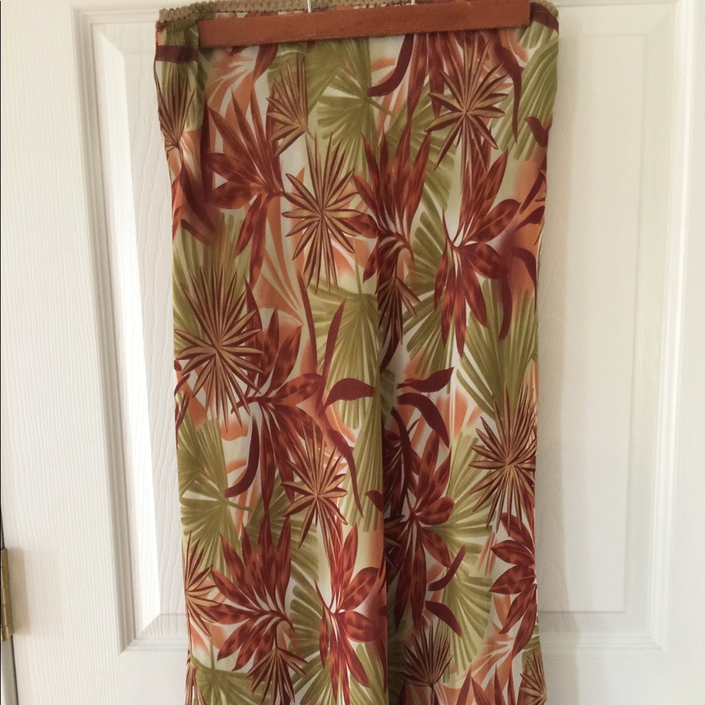 New York City Design Co. Tropical Print Skirt